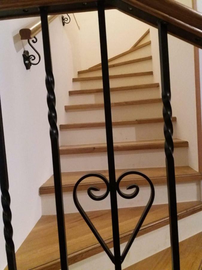 Villa Malini グロジュニャン エクステリア 写真